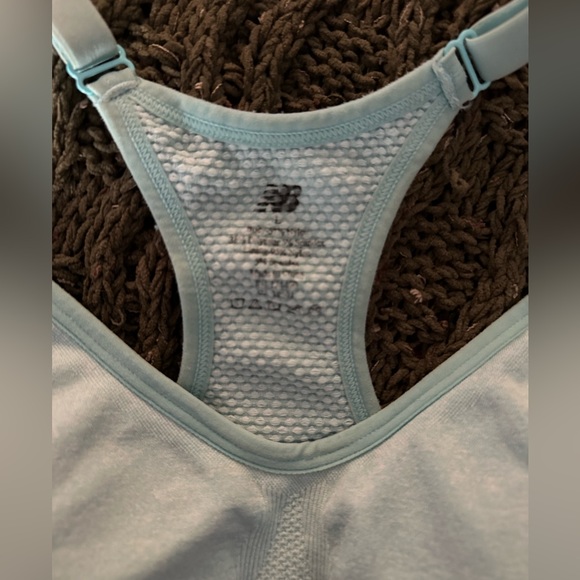 New Balance Racerback Mint Green Bra Size Large - Picture 3 of 6